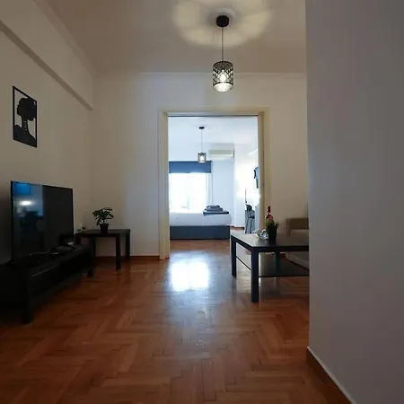 Syntagma Square, 70sqm Pentelis Sunny