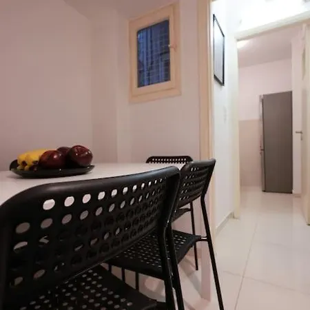 Syntagma Square, 70sqm Pentelis Sunny Appartement Athene